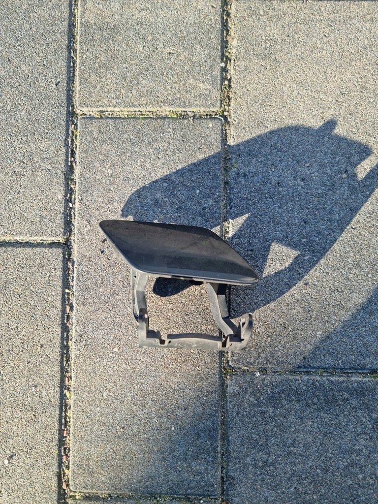 фото №1, Audi a4 b9 8w0 заглушка распылителя