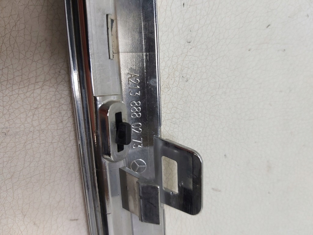 фото №8, Молдинг решётка радиатора хром решетка mercedes e-klasa 213