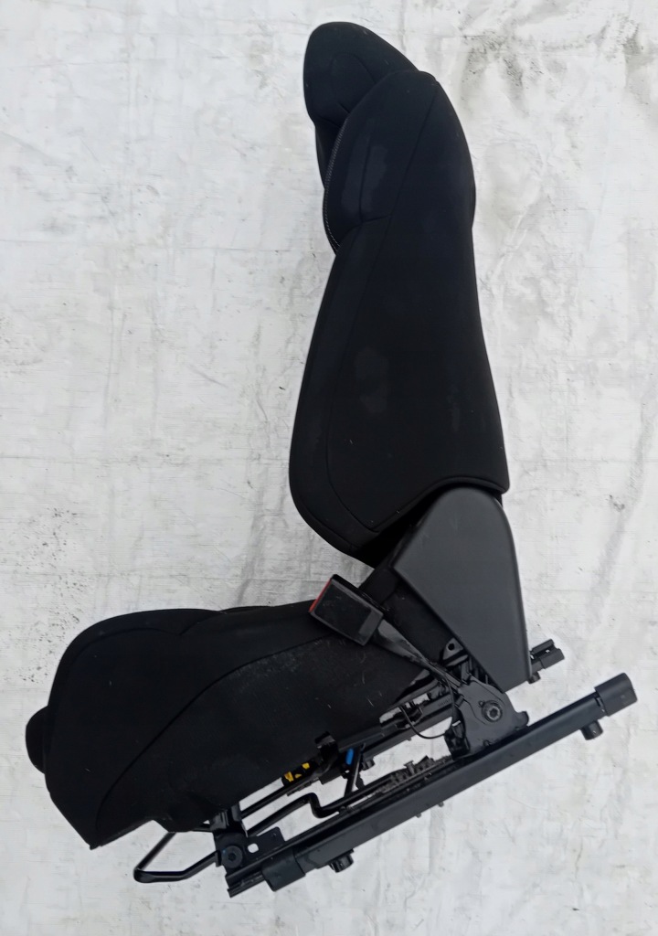 фото №15, Сиденье правый перед пассажира с подогревом материал citroen c5 iii x7 eu