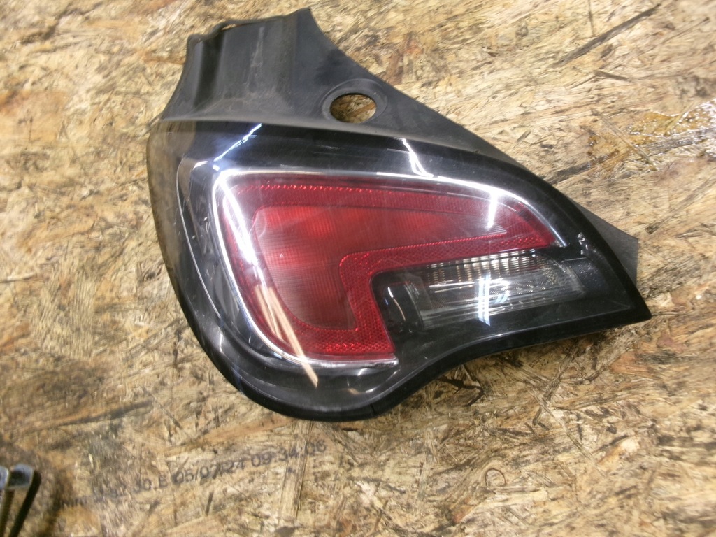 фото №1, Opel adam лампа ліва задня europa