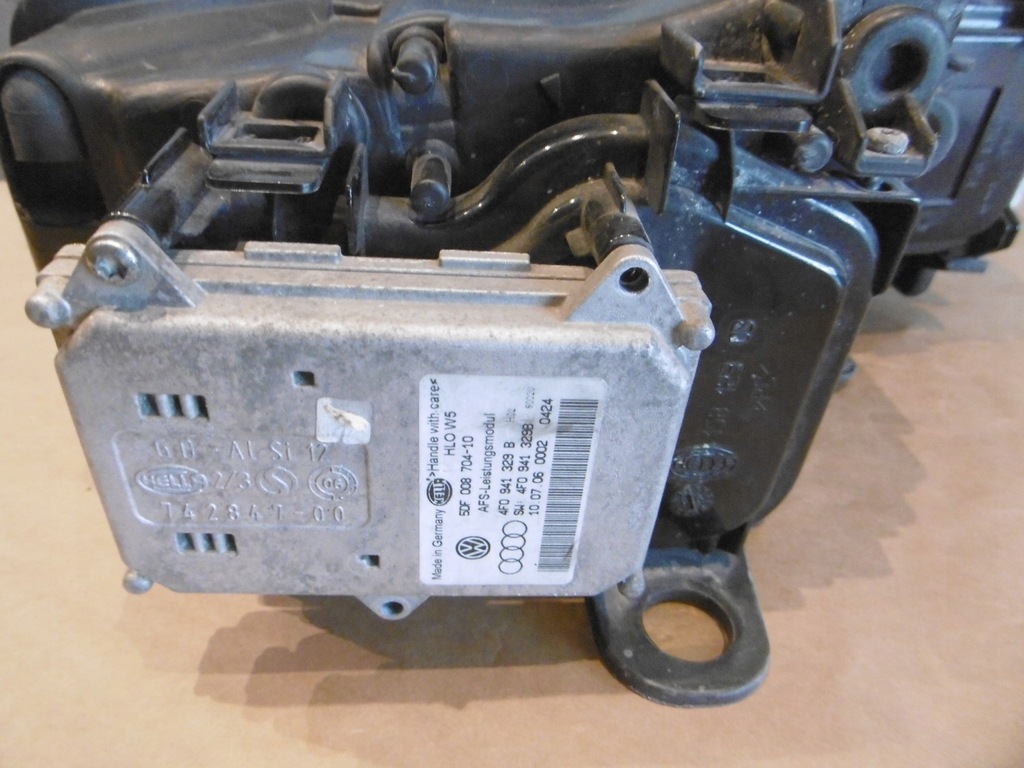 фото №8, Audi a8 s8 lift фара левый ксенон led 4e акция