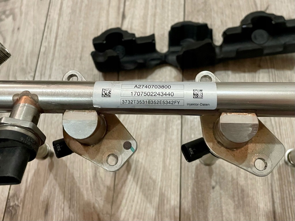 Mercedes w205 amg c63 w213 w253 w172 молдинг упорскування форсунки захист Київ