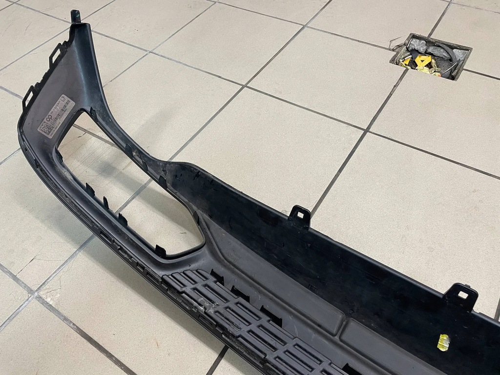 фото №11, Накладка спойлер бампера задня audi a6 c8 4k s line avant 4k0807521b