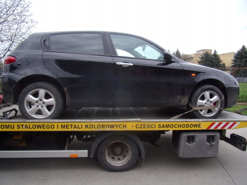 фото №4, Лампа внутренняя alfa romeo 147 00-10