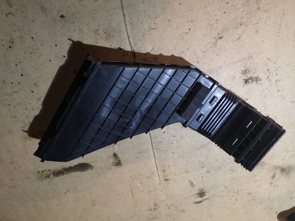 фото №1, Впуск воздуха hyundai tucson ii lift 28210d3300