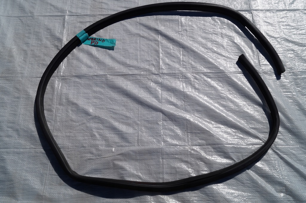 фото №1, Прокладка дверь перед правая chrysler sebring ii 2