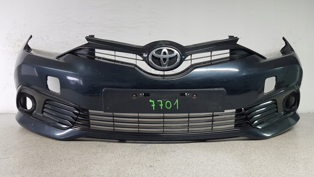 фото №1, Toyota auris 2015 - бампер перед 7701