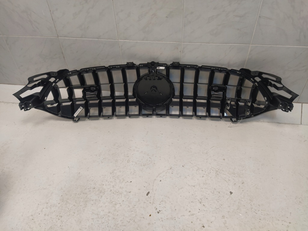 Mercedes amg gt c192 w192 решітка радіатора решітка радіатора радіатора камера pdc kompletny org Ціна