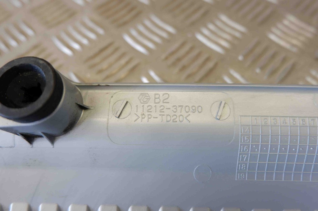 фото №8, Верхній захист двигуна toyota prius plus _w4_ 1121237090 1.8l hybrid 100kw