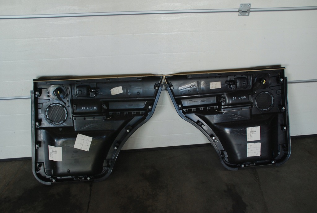 фото №4, Обивка дверь динамик l / p задняя discovery iii