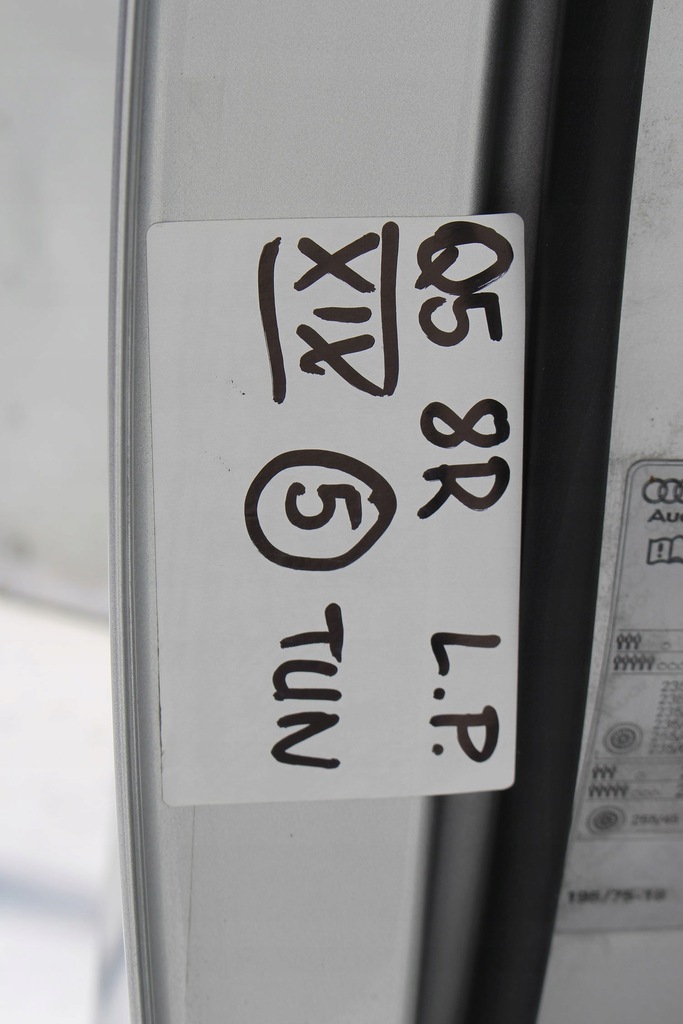 фото №9, Audi q5 8r дверь левая сторона левая перед + задняя 8r передние + задние 2 штуки