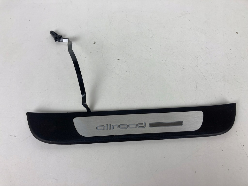 фото №1, A6 c7 allroad молдинг порог правая led 4g9947424a