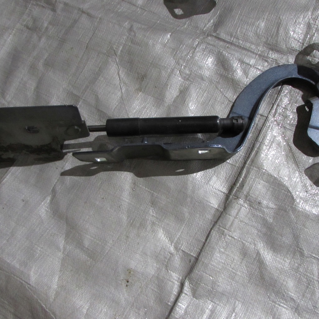 фото №4, Петля капот передньої renault zoe 12-19 rok