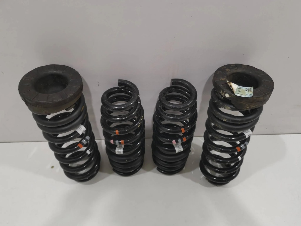 фото №4, Jaguar f-pace svr комплект пружина новый