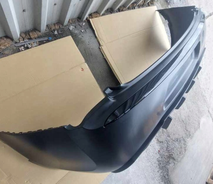 фото №11, Бампер задний задняя chrysler 300c 2015- bez pdc