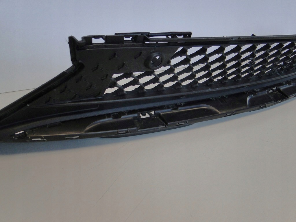 фото №13, Mercedes glc 254 x254 решётка средняя бампера pts amg