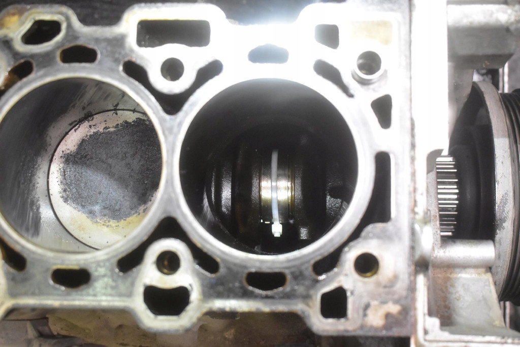 фото №7, Блок dół двигателя wał z16xep opel zafira b 1.6 16v 105 km 05-10