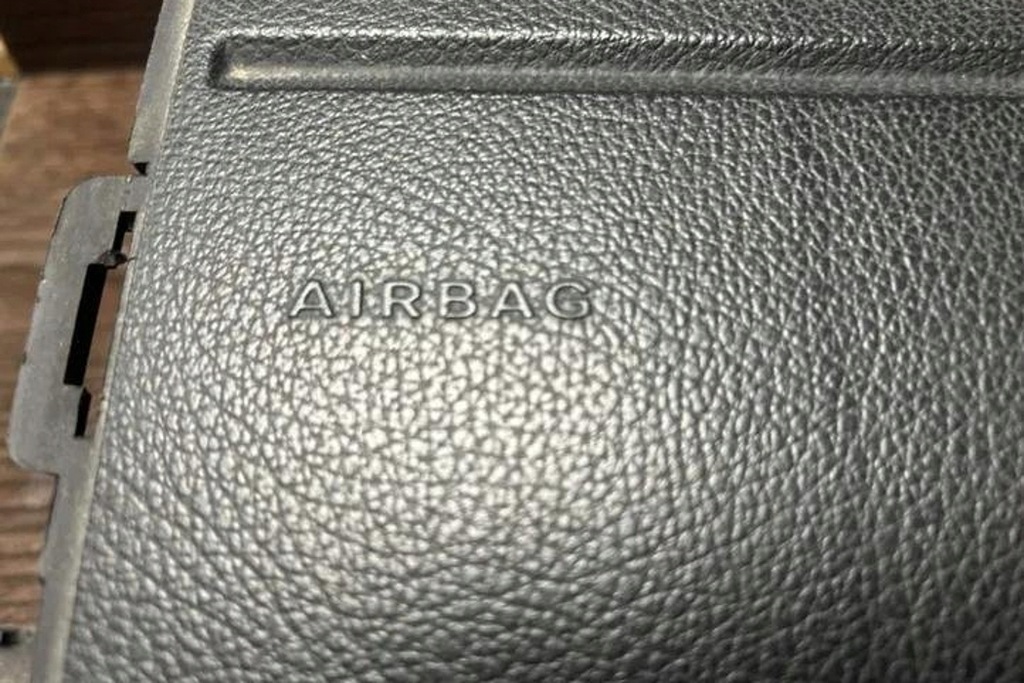 фото №13, Інше частини оздоблення vw crafter 30-50 flatbed 2f_ a9068600002 2.46l