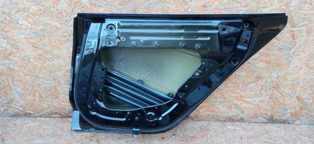 фото №10, Tesla model 3 iii 17- дверь правый задняя правое задние 162558