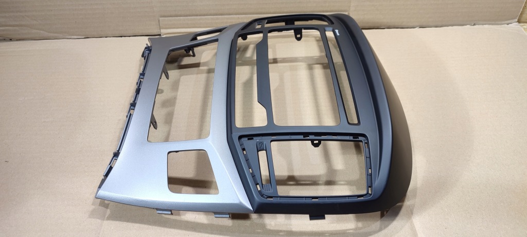 фото №5, Hyundai h1 решітка обдув середня рамка радіо