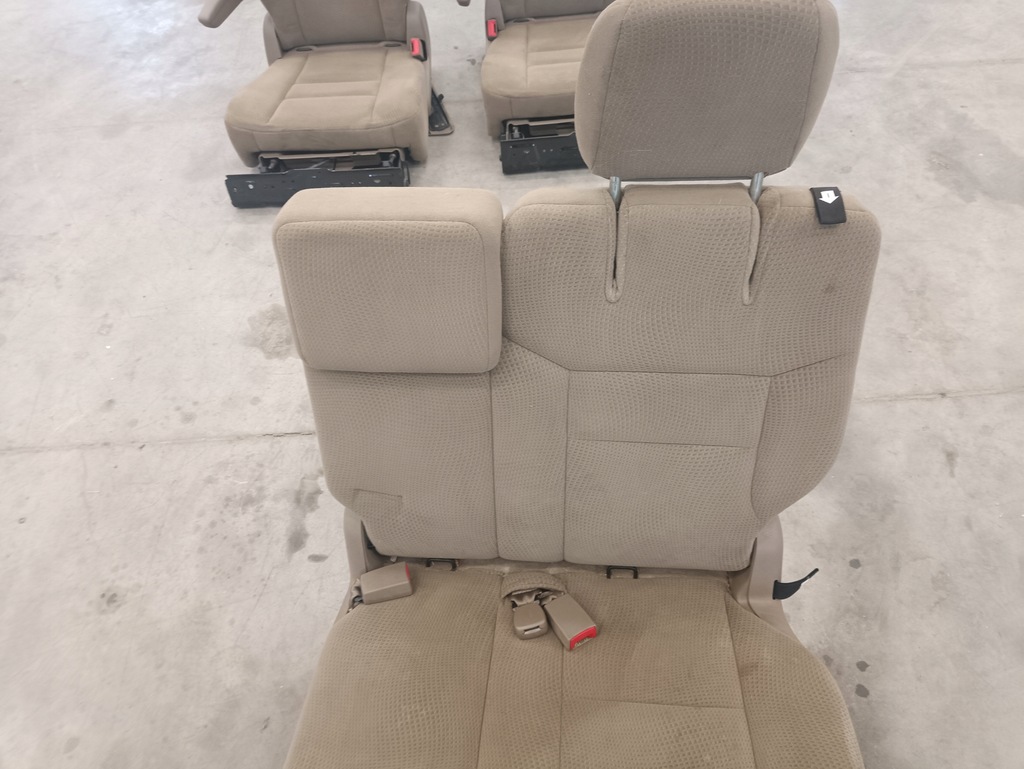 фото №4, Chrysler town country сиденья задняя 3 ряд