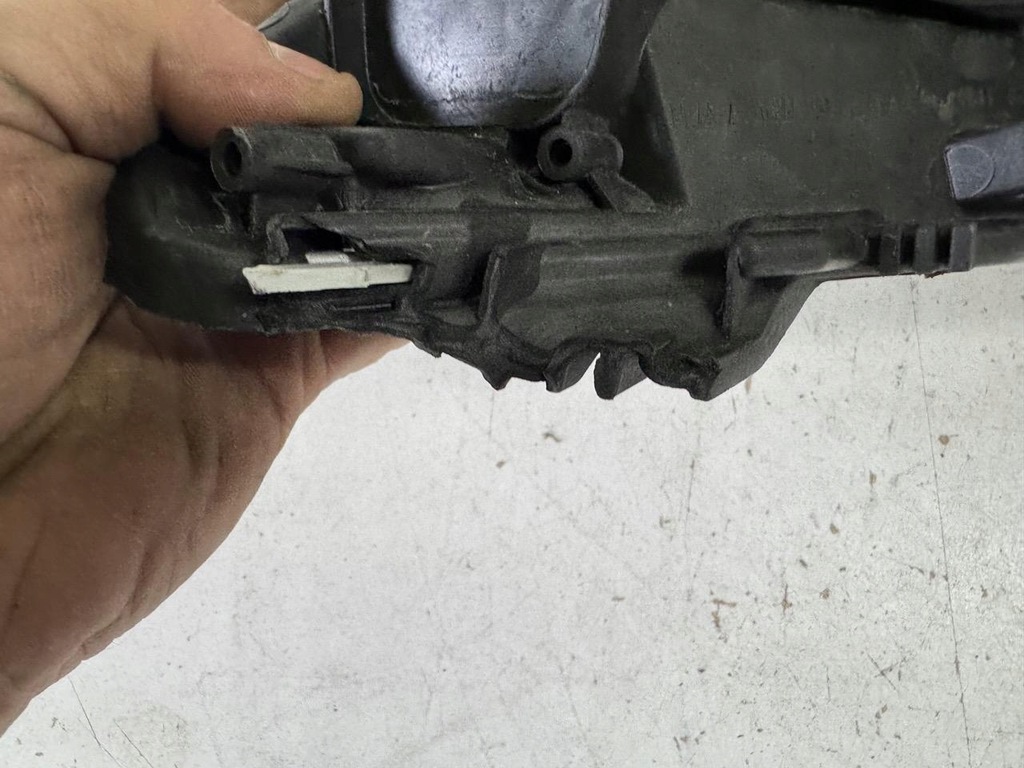 фото №10, Лампа права перед renault megane iv 4 16-