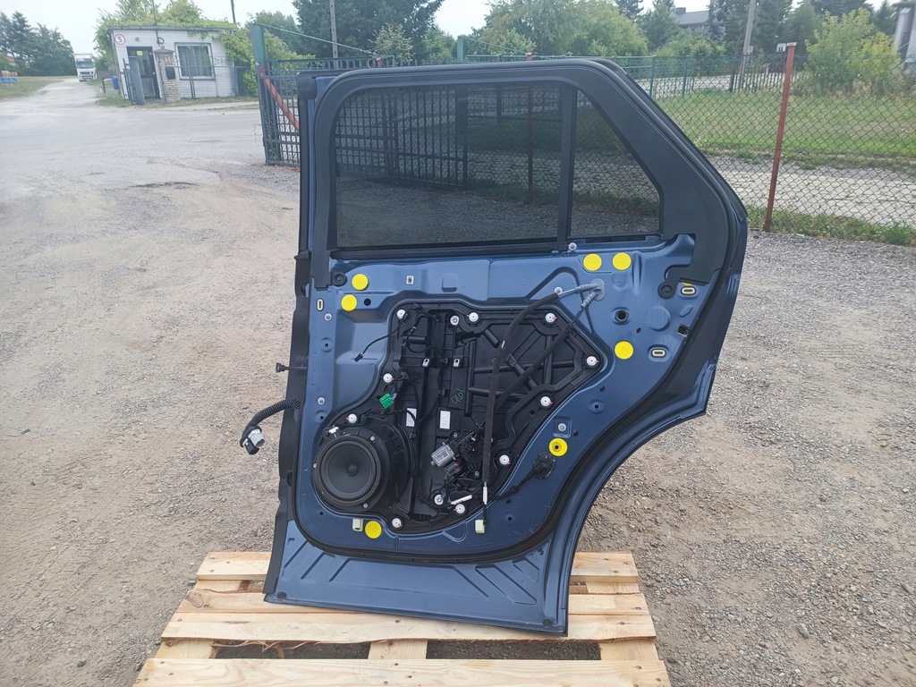 фото №12, Дверь задняя задние правое полный ford explorer vi 2020-