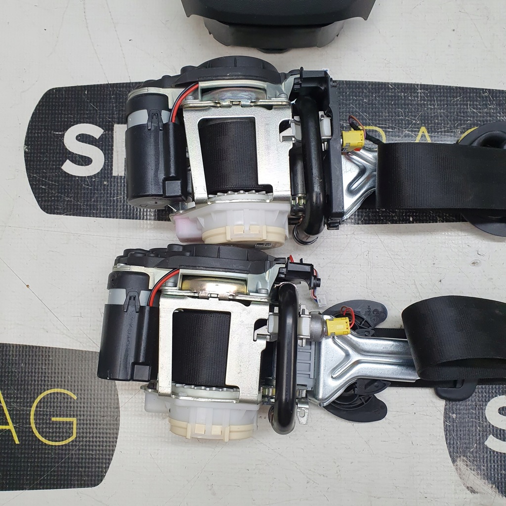 фото №7, Audi q8 4m8 приборная панель консоль подушки безопасности ремни подушка безопасности