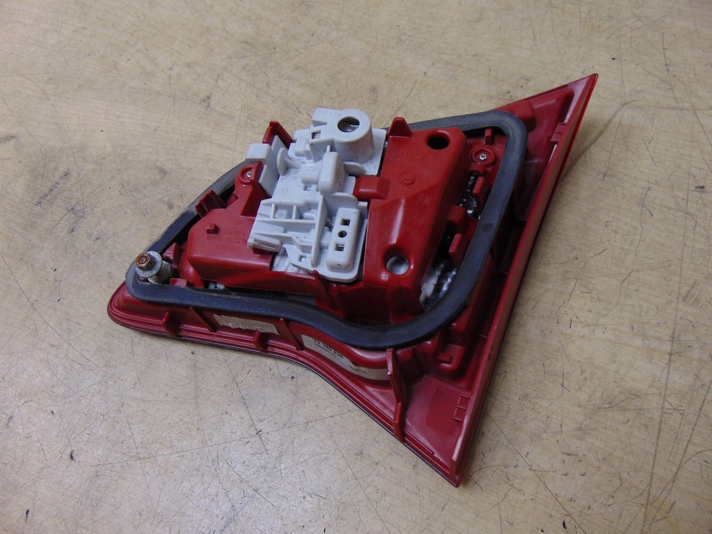 фото №13, Лампа левая задняя w крышка opel meriva b 13260838