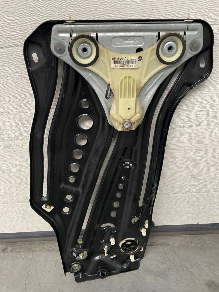 фото №1, Vw beetle 5c3 cabrio подъемник стекло левый задняя