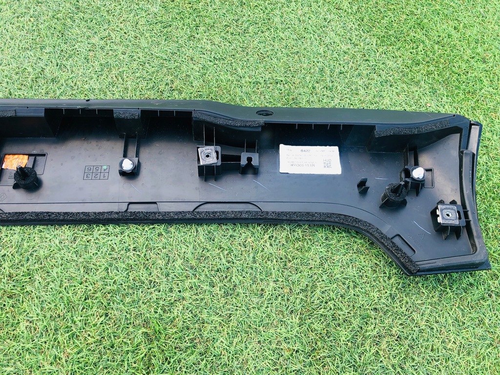 фото №14, Dacia duster спойлер крышки задний задняя 960305411r 960309055r