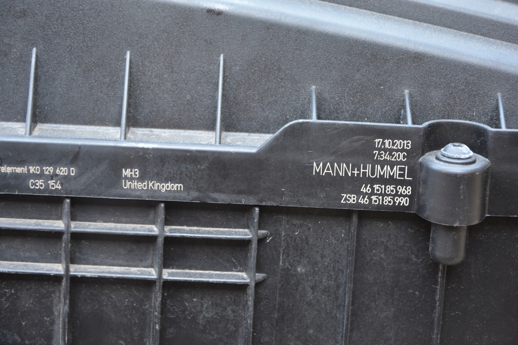 фото №11, Корпус фільтра повітря kpl. з фільтром vw passat 2.0 tdi 06-