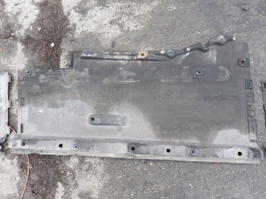 фото №12, Audi a7 4g защита плита пол подвеска левая 4g0825207e