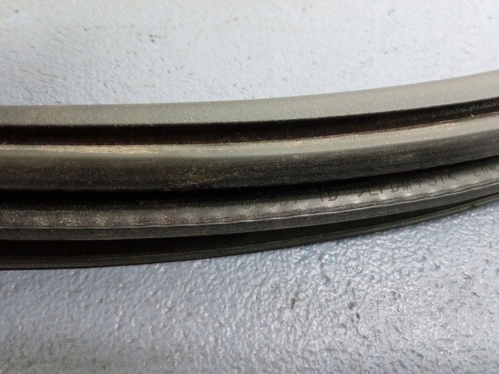 фото №4, Bmw x3 f25 прокладка двері перед правий 7205697