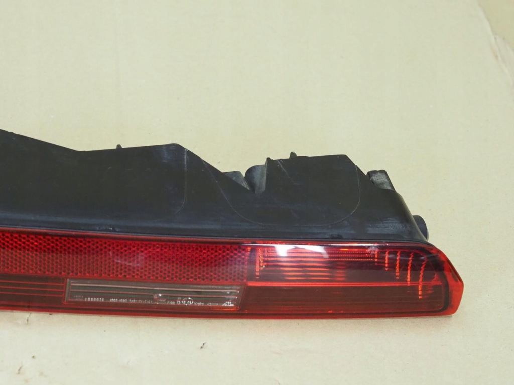 Audi q7 4m 4m0945095a задний  сторона левая лампа бампера заднего Оригинал