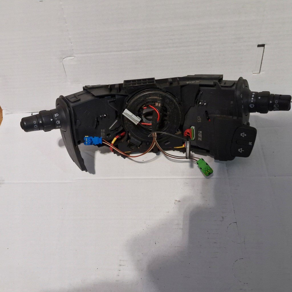 фото №1, Переключатель комбинированный renault clio iii 8200906794a