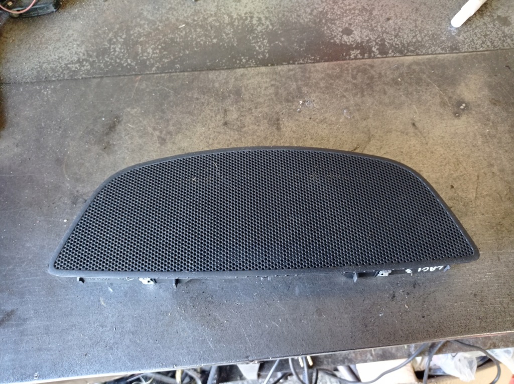 фото №1, Renault laguna iii - защита панели динамика 281c20002r