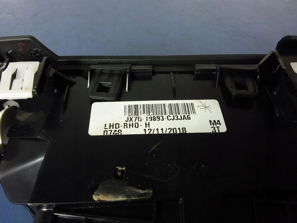 фото №4, Ford focus mk4 решётка обдув правая jx7b-19893