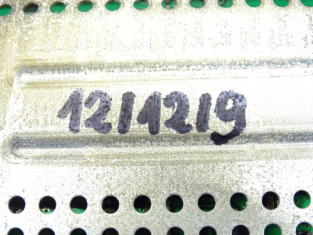 фото №8, Дисплей экран радио дисплей audi a3 8y 8y0919605