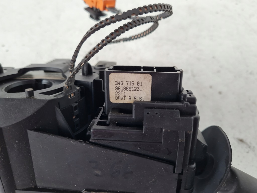 фото №6, Перемикач комбінований peugeot 607 34371501 europa