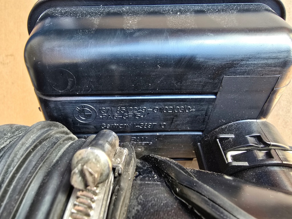 фото №9, Впуск труба шланг повітря резонатор bmw f10 f11 2.0d 8512249 8508047 kmpl