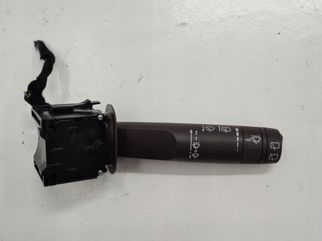 фото №1, Opel mokka a переключатель дворник 95940386