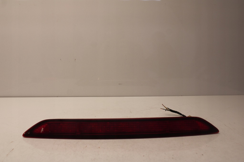 Купити Ліхтар стоп ford оригінальний номер 7s71-13a601-ae