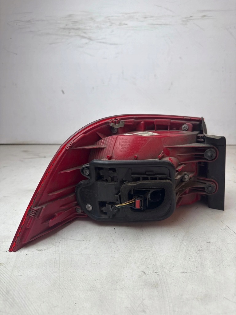 фото №7, Лампа задняя задняя правая volkswagen passat b7 kombi