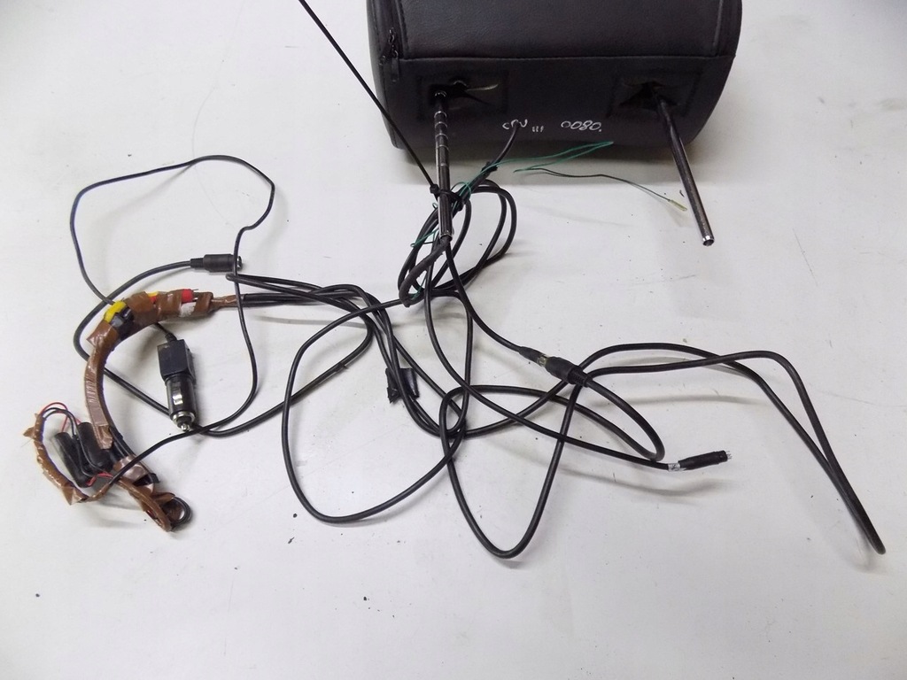 фото №5, Honda cr-v iii 06-11 подголовник монитор экран правый