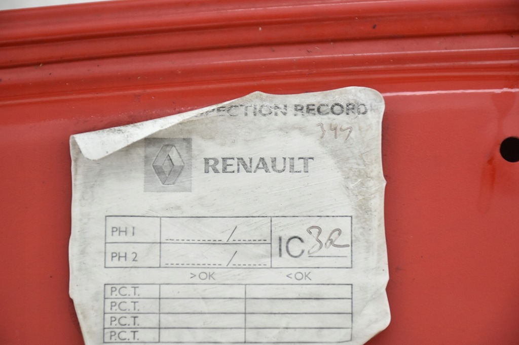 фото №5, Капот крышка двигателя renault clio iii 3