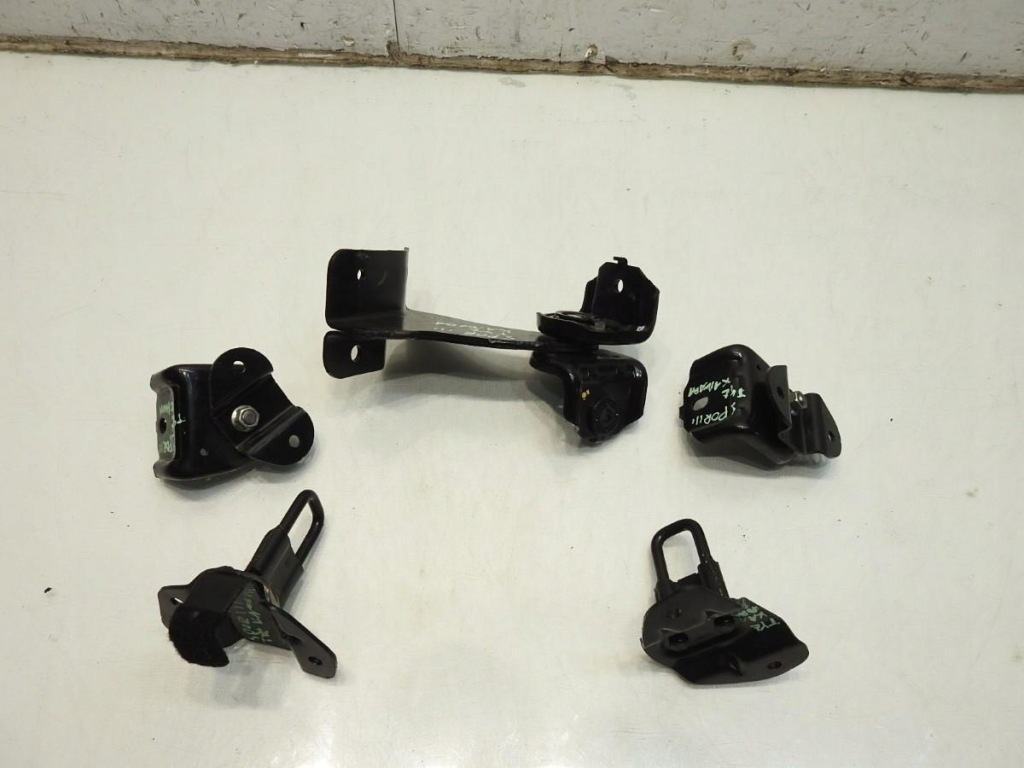 Держатель кронштейн сиденье задний  kia sportage 3 в Украине