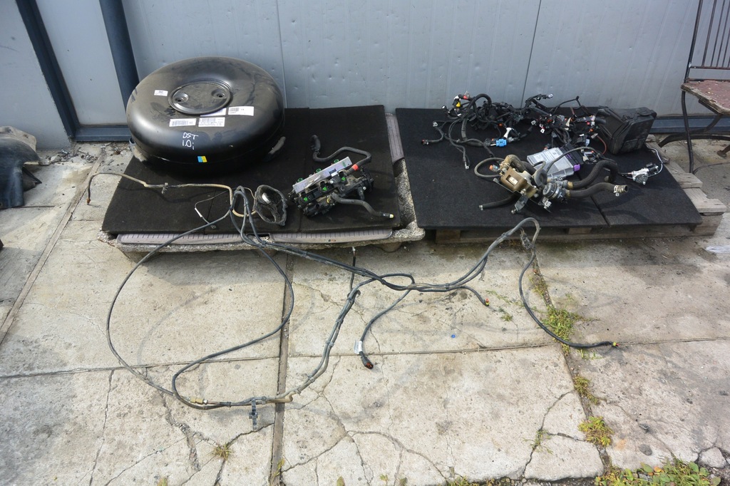 фото №1, Электропроводка lpg баллон kpl dacia renault duster ii sandero clio 1.0 tce landi