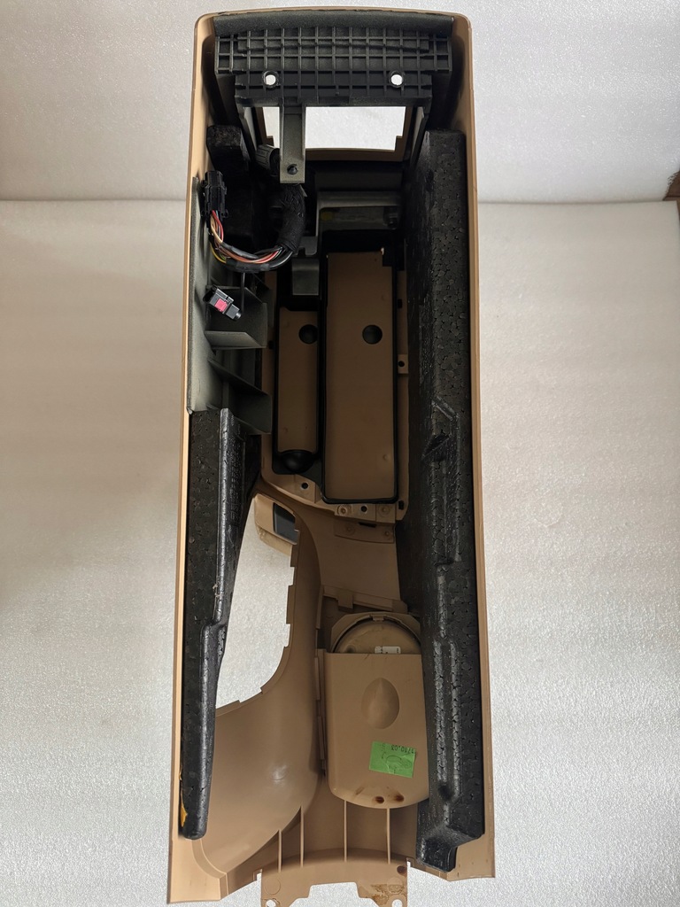 фото №6, Bmw x3 e83 туннель с подлокотник бежевый версия europejska подлокотник