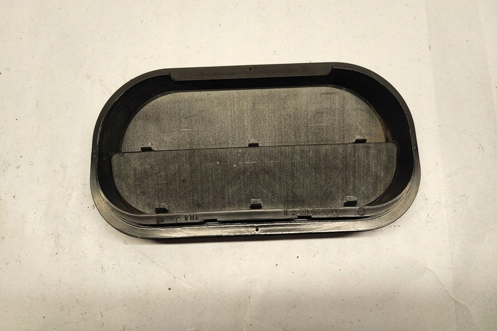 фото №12, Решётка вентиляции vw jetta mk7 6r0819465 1.4l бензиновый 110kw 2019